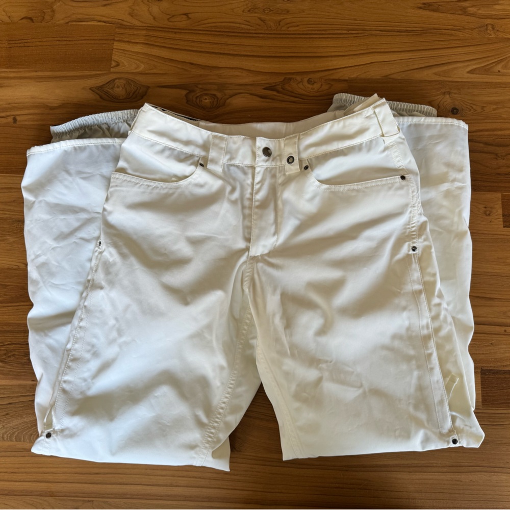 Burton Dryride Women’s Snow Pants // Society Pant // Size Small // Color White